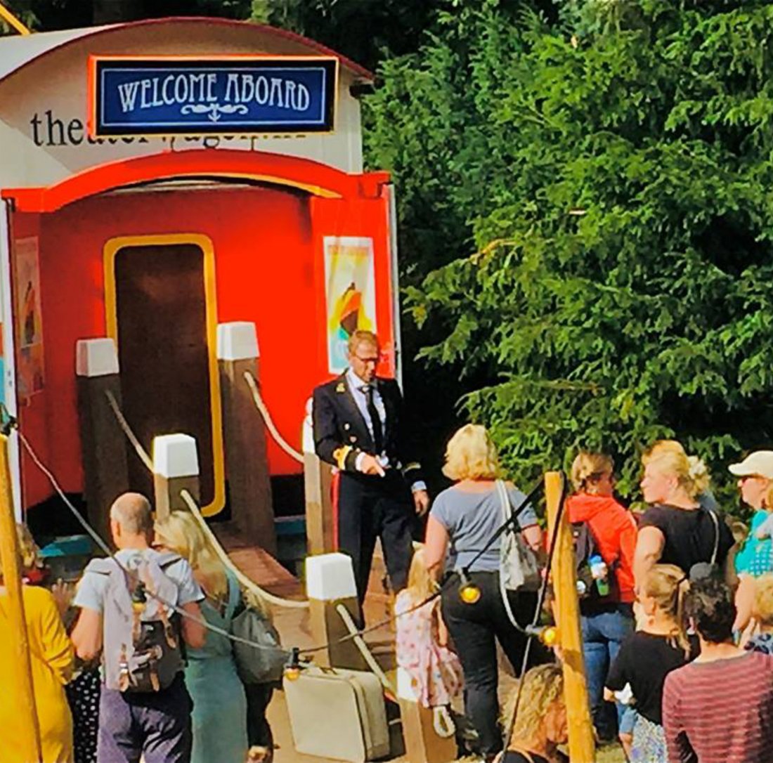 All aboard, Nedelands grootste kijkdoos